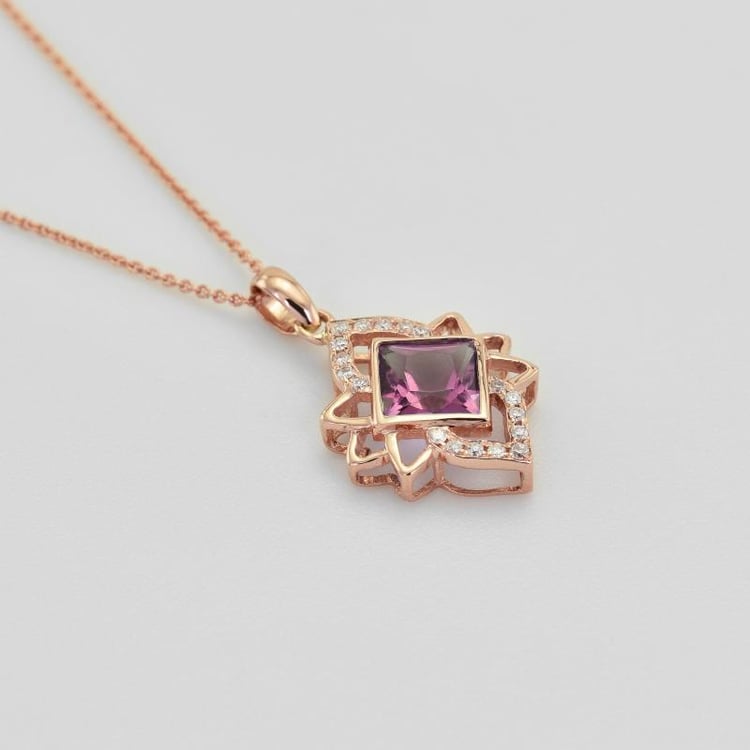 Zlatý náhrdelník s turmalínom 18405