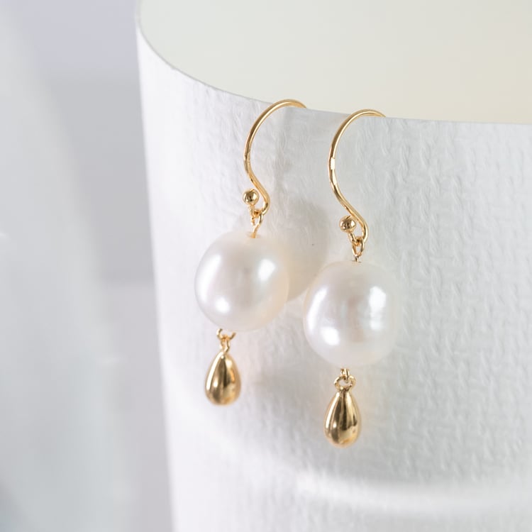 Pozlatené perlové náušnice Riina 124535