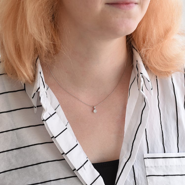 Náhrdelník s moissanitom 72064