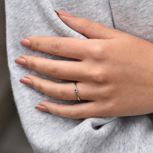 Zlatý minimalistický prsteň s tanzanitom Kathleen