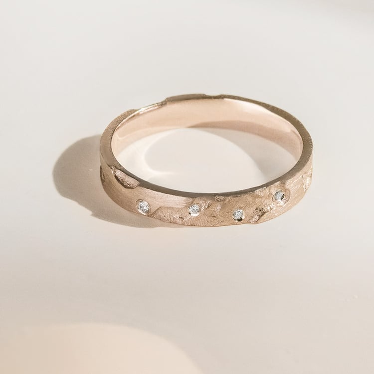 Svadobné obrúčky s ručne rytým povrchom Cley 163751