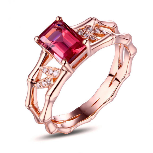 Očarujúci zásnubný prsteň s turmalínom a diamantmi Hosana