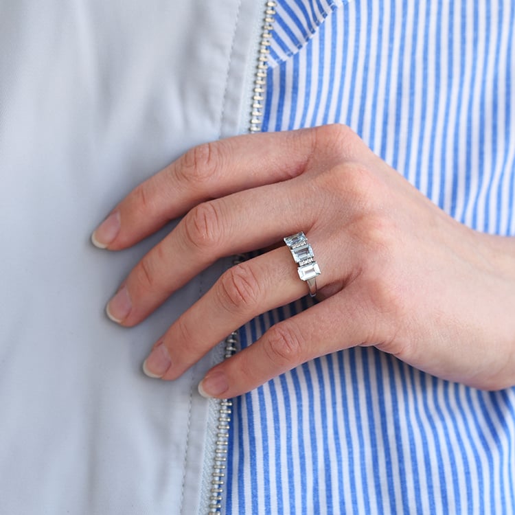 Prsteň zo zlata s akvamarínmi 61469