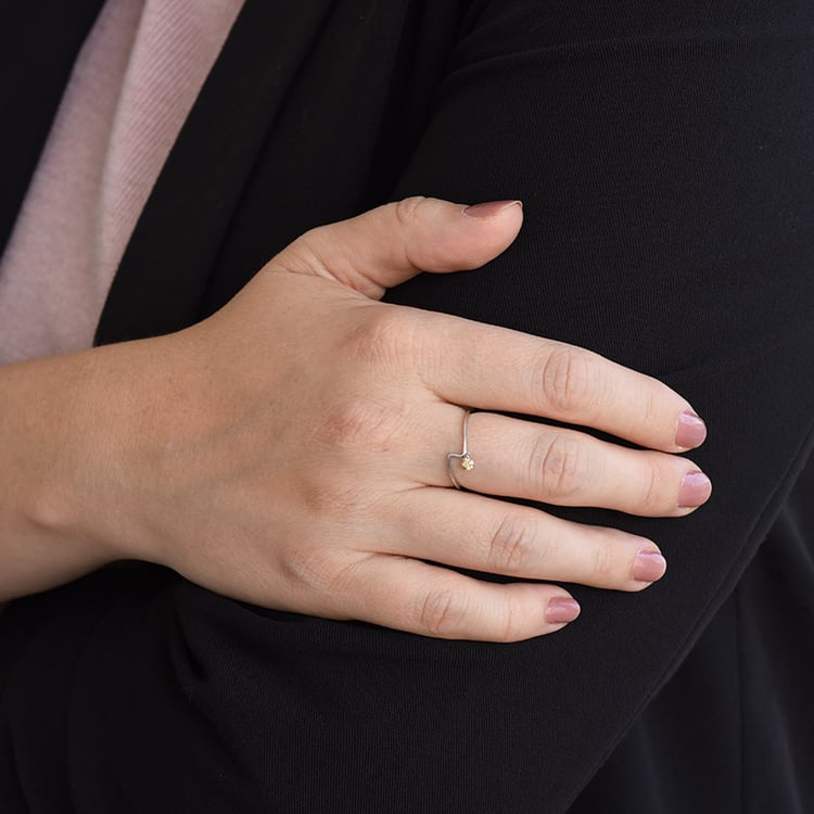 Prsteň s hnedým diamantom 86562