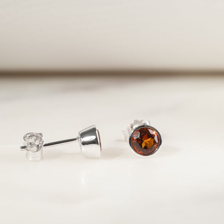 Strieborné bezel náušnice s citrínmi Sontre 135755