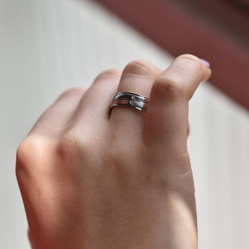Zlaté svadobné obrúčky s diamantmi Qual