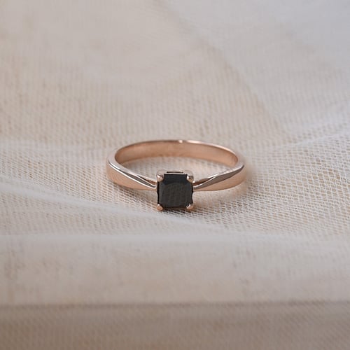 Zásnubný prsteň s čiernym princess diamantom Neida