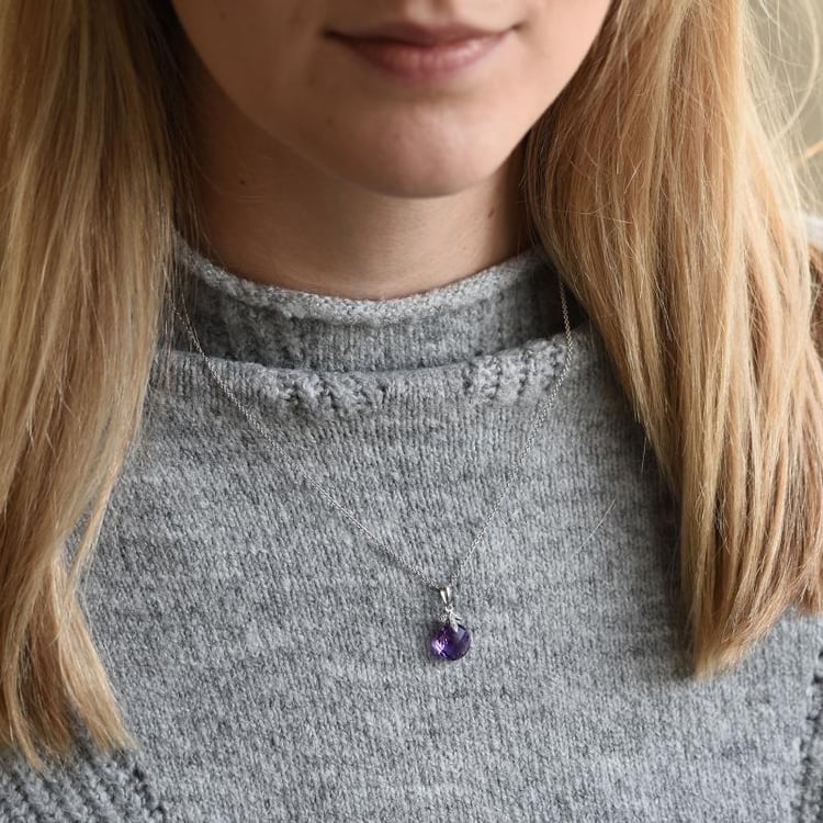 Ametyst a diamanty v prívesku 51231