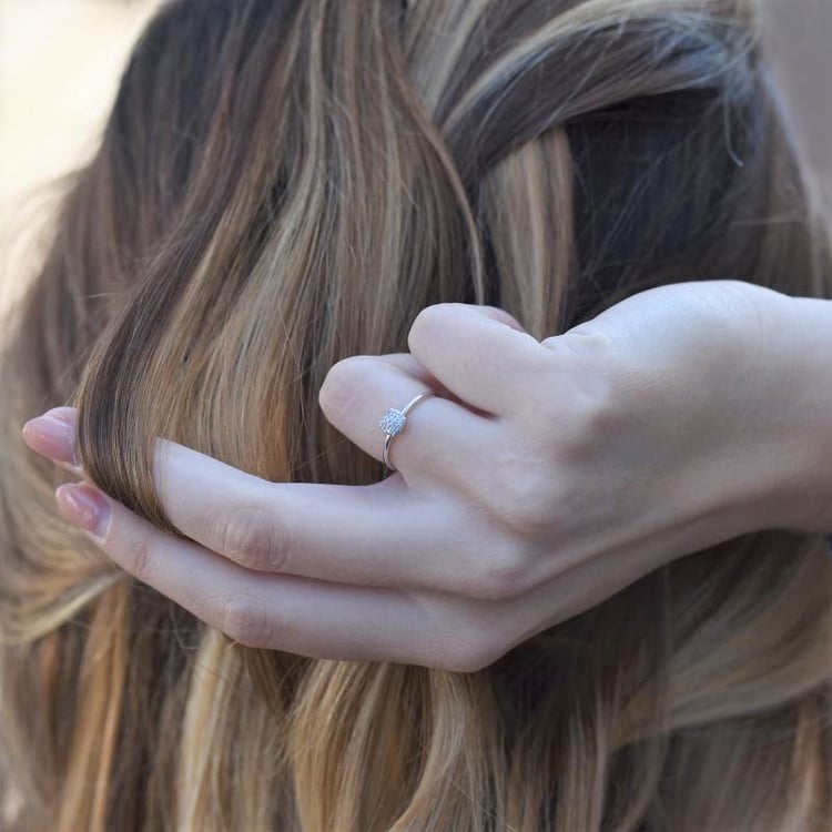 Prsteň s diamantmi 106821