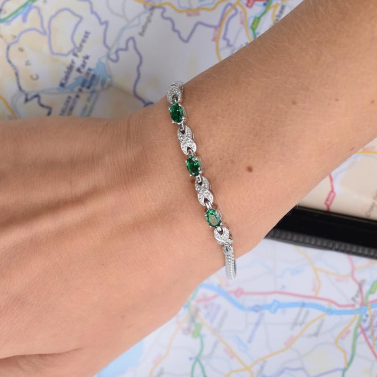 Štýlový smaragdový náramok 11640