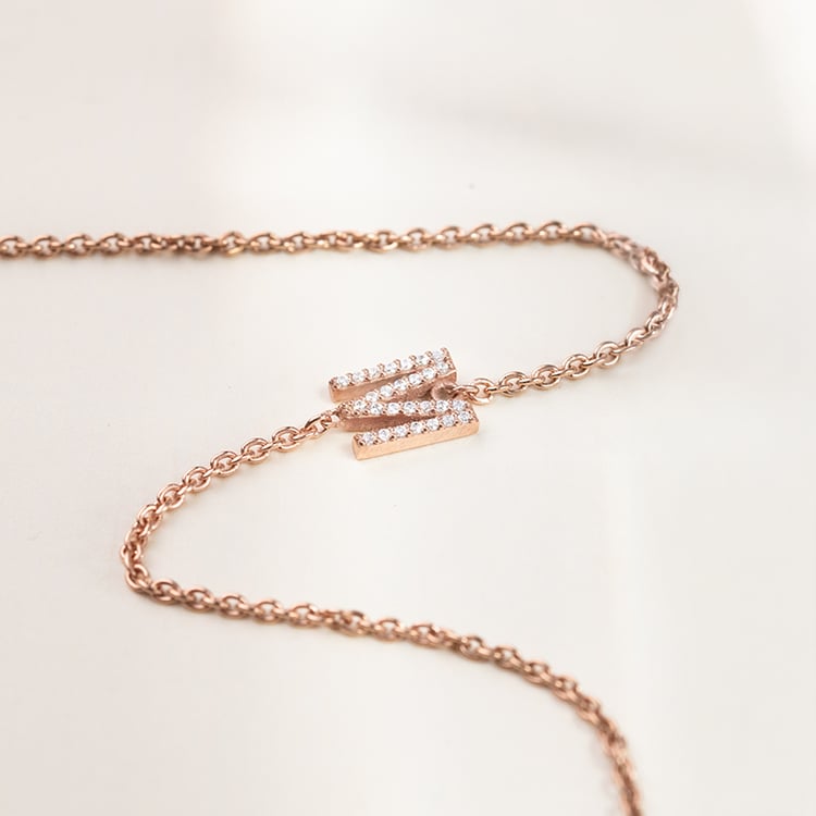 Strieborný náramok s písmenkom a lab-grown diamantmi Ainslee 152272