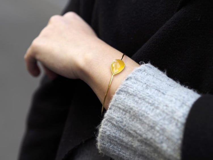 Pozlátený náramok 8911