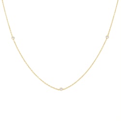 Jemný zlatý náhrdelník s tromi diamantmi Gisila