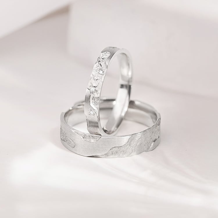 Svadobné obrúčky s ručne rytým povrchom Cley 155653