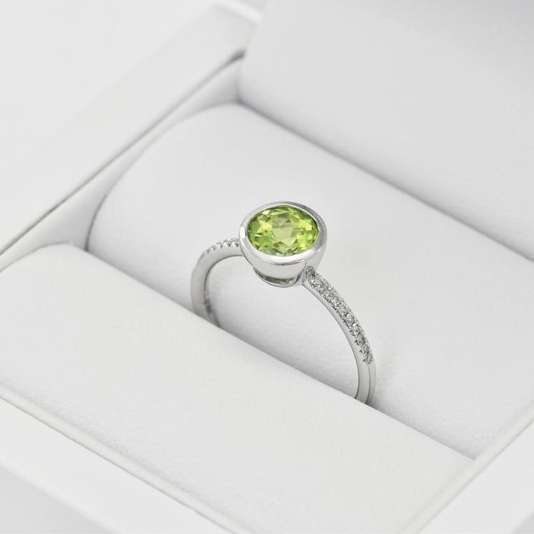 Olivínový prsteň 30744