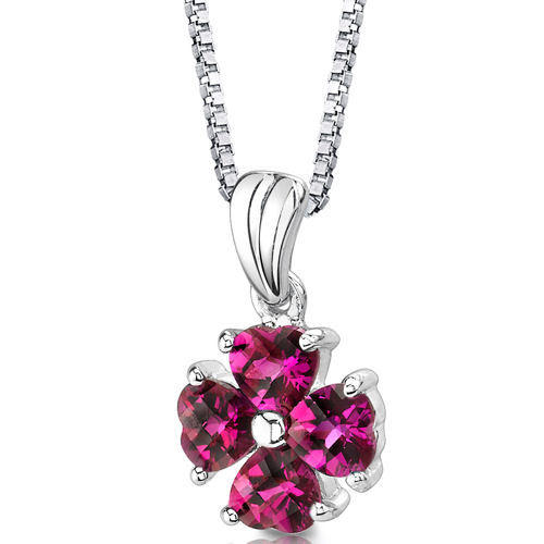 Strieborný náhrdelník s rubínmi