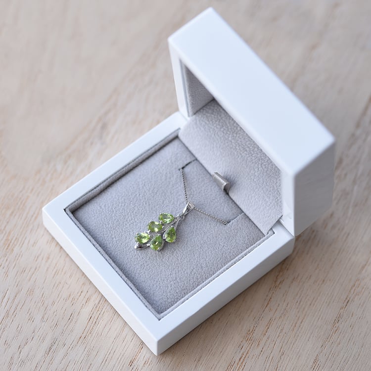 Romantický strieborný prívesok 60101