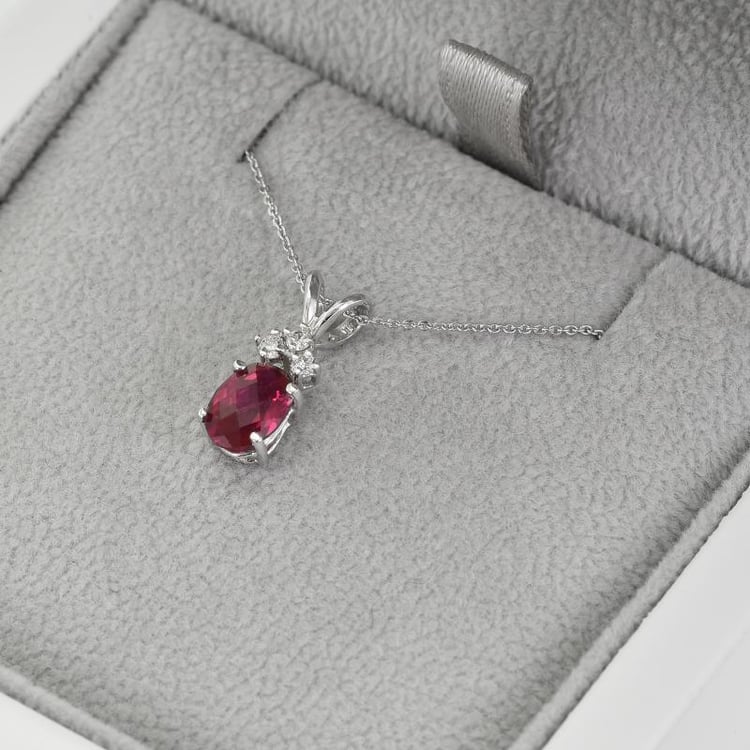 Rubínový náhrdelník 38852