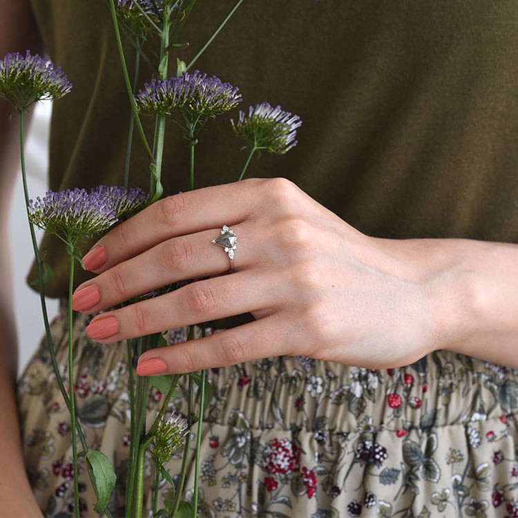 Salt and pepper prsteň zo zlata 82545