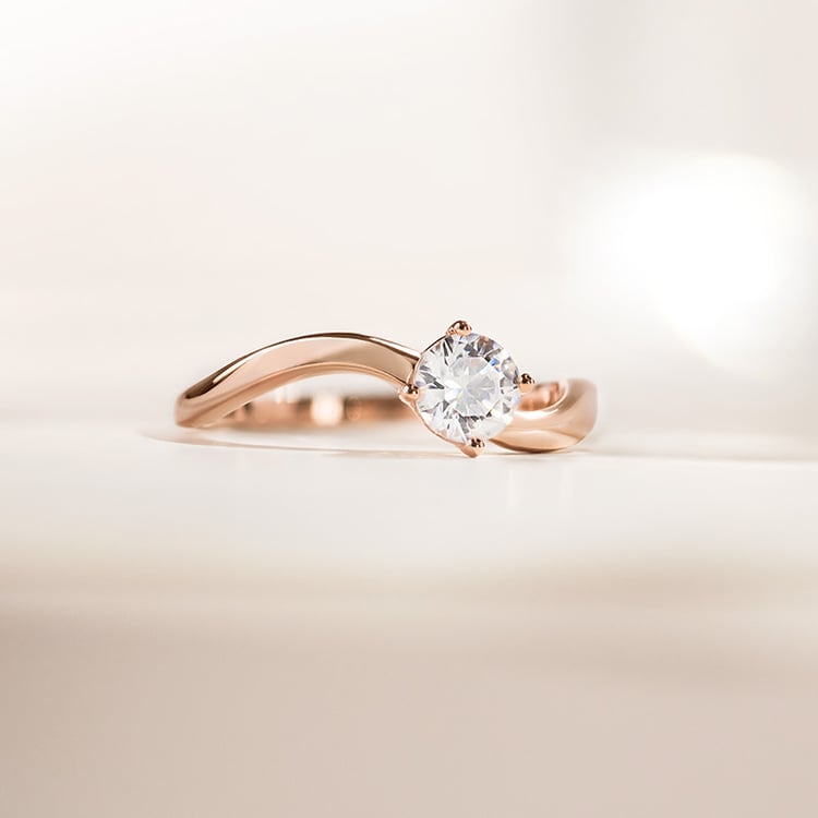 Zásnubný prsteň s diamantom 155112
