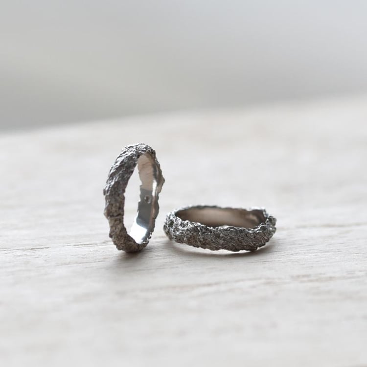 Svadobné obrúčky s nerovným povrchom 146803