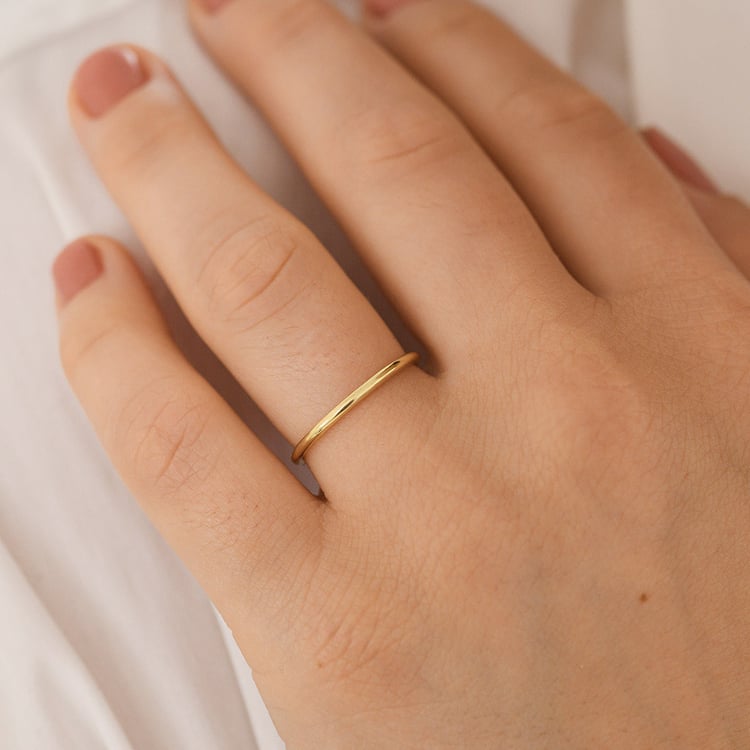 Zlaté minimalsitické snubné prstene Alays 157177