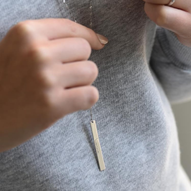 Striebirný náhrdelník s gravírom 42490