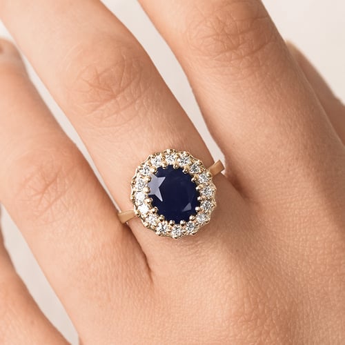 Prsteň s modrým zafírom a diamantmi Zanite