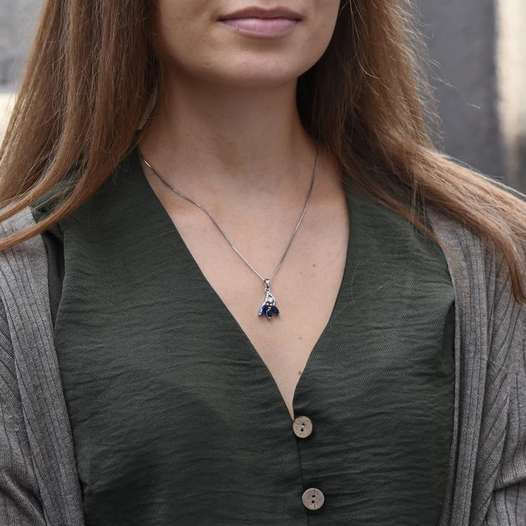 Strieborný náhrdelník so zafírmi a zirkónmi Astrid 49321