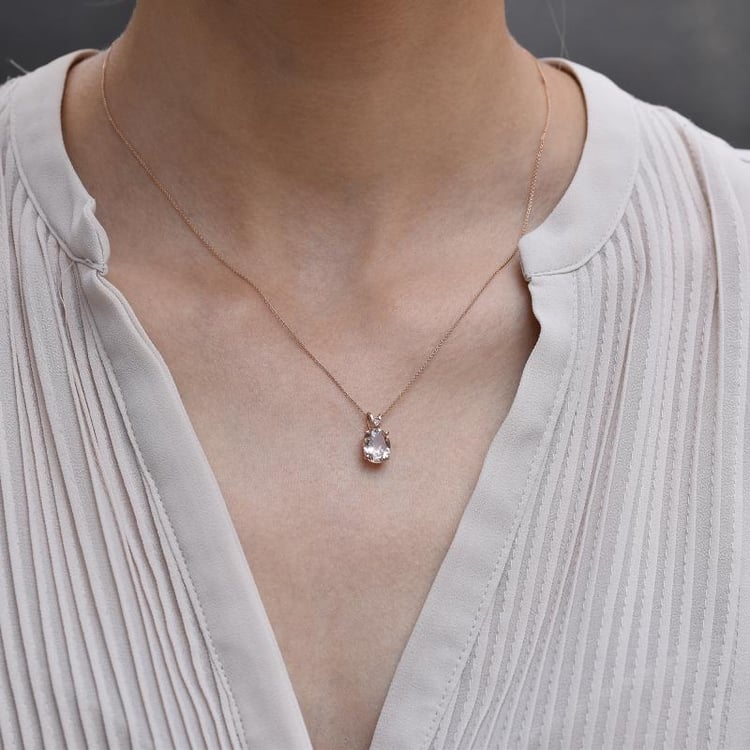 Vintage náhrdelník z ružového zlata 31164