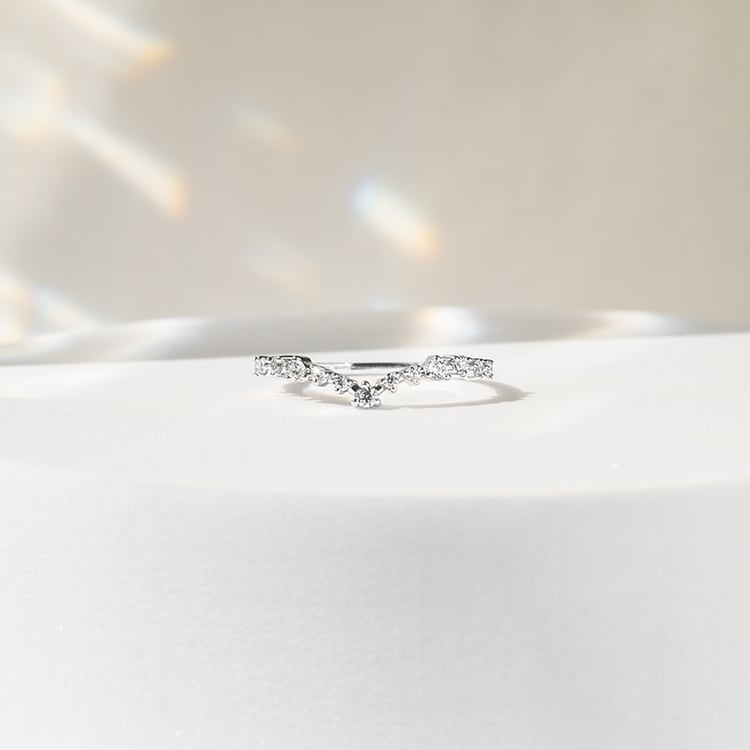 Vykrojený eternity prsteň s lab-grown diamantmi Donnie 141757