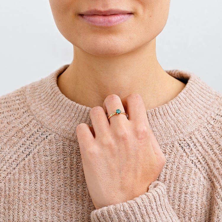 Zlatý zásnubný prsteň s modrým diamantom Iravan 133249