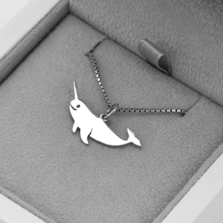 Prívesok v tvare narvala 52023