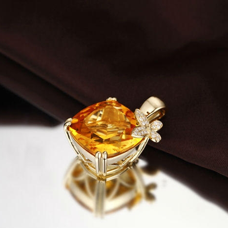 Diamantový prívesok s citrínom 2139