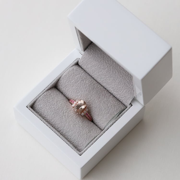 Zlatý prsteň s morganitom Hanih 74283