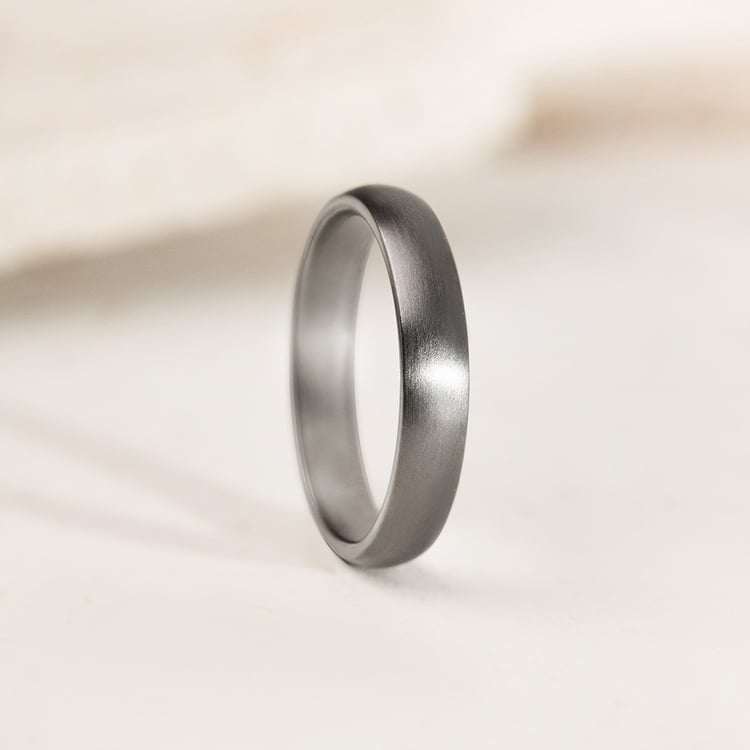 Titanový snubní prsten Cody 161822