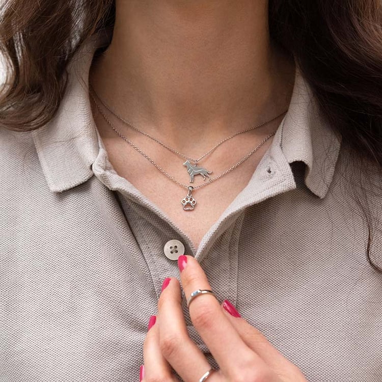 Strieborný prívesok v tvare psa s gravírom German Shepherd 98627