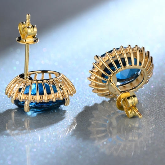 Iskrivé náušnice s topásmi Akili 5686