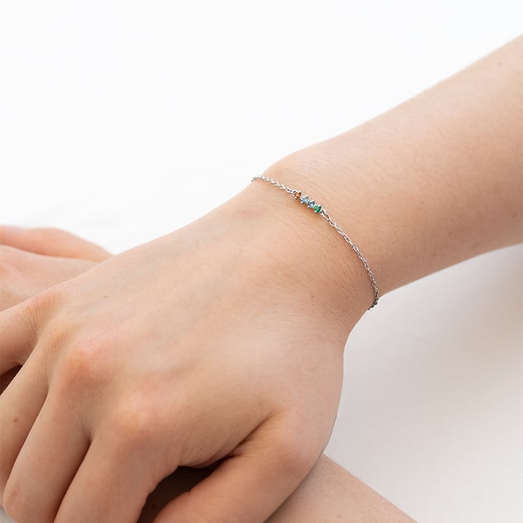 Strieborný náramok so 4 drahokamami Kaiya 125628