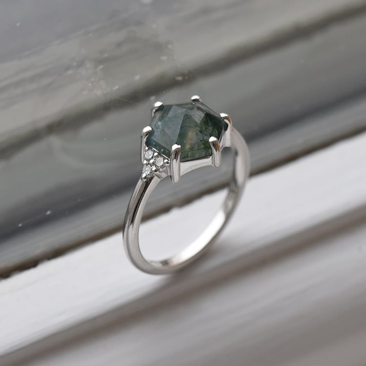 Zlatý prsteň s aghátom 71504