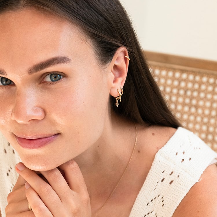 Strieborné kruhové náušnice 2v1 s bielymi topazmi Savitri 143227