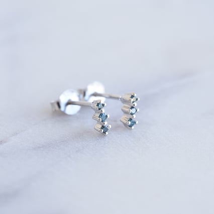 Minimalistické náušnice s modrými diamantmi Sylvi