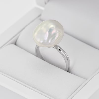 Prsteň s prírodnou perlou