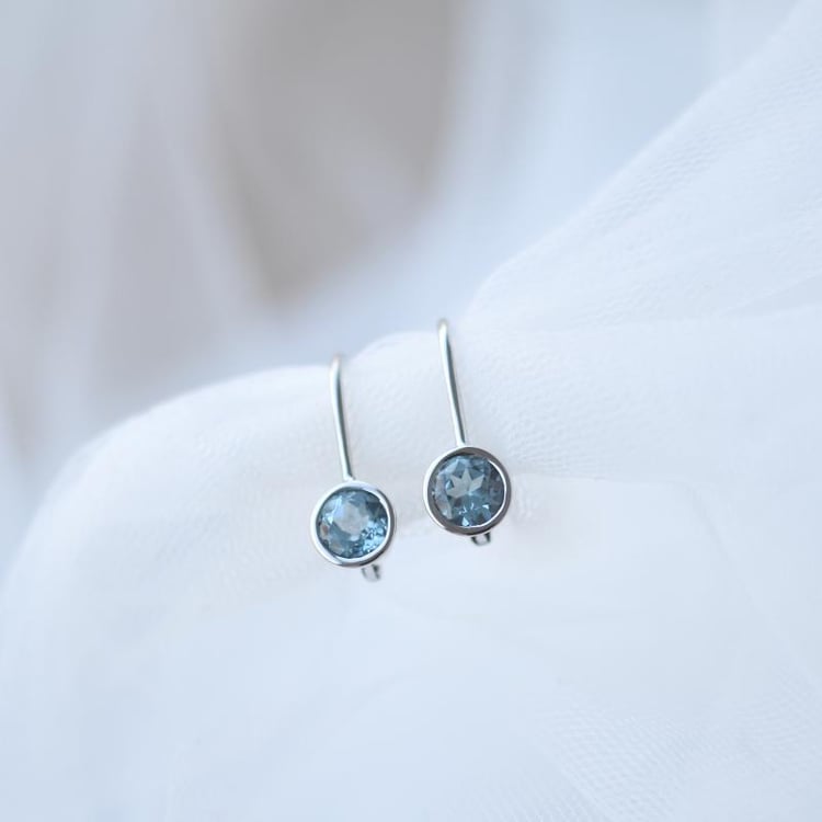 Visiace náušnice s topásmi 52328