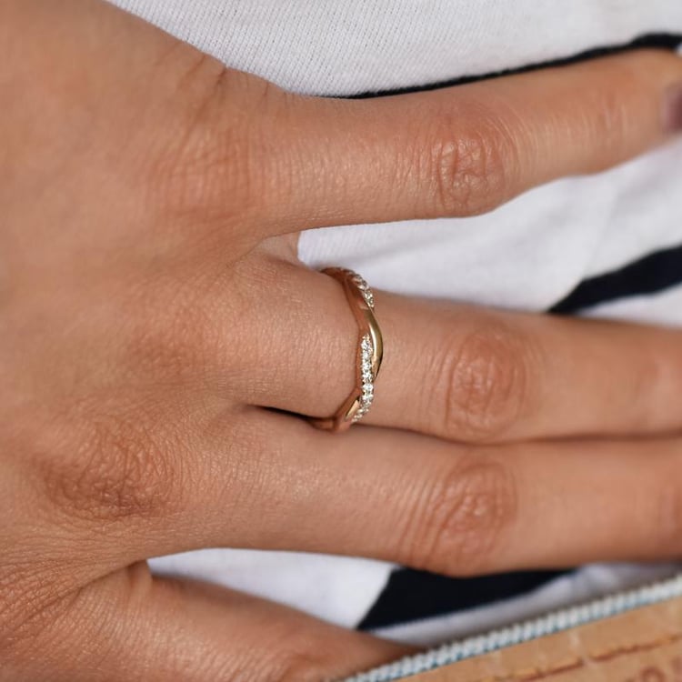 Zlatý eternity prsteň s diamantmi Asela 22680