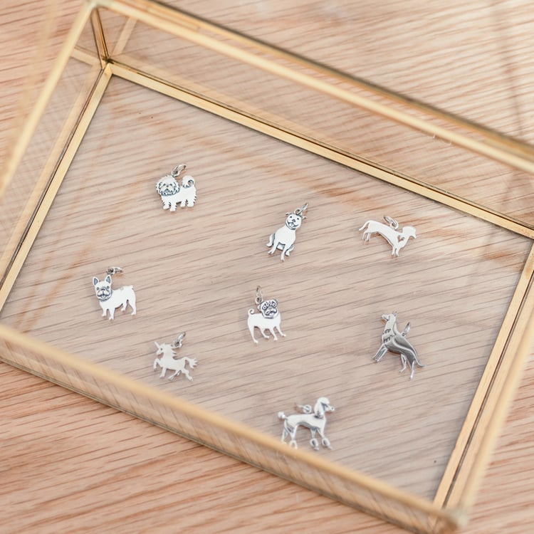 Prívesok v tvare psa s gravírom German Shepherd 118627