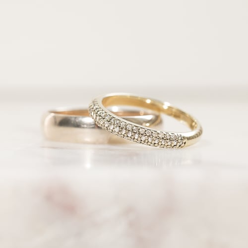 Eternity prsteň s lab-grown diamantmi a pánska pologuľatá prsteň Herlie