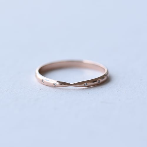 Eternity prsteň s lab-grown diamantmi a pánsky komfortný prsteň Wills
