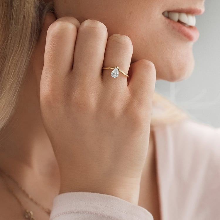 Výnimočný zásnubný prsteň 154870