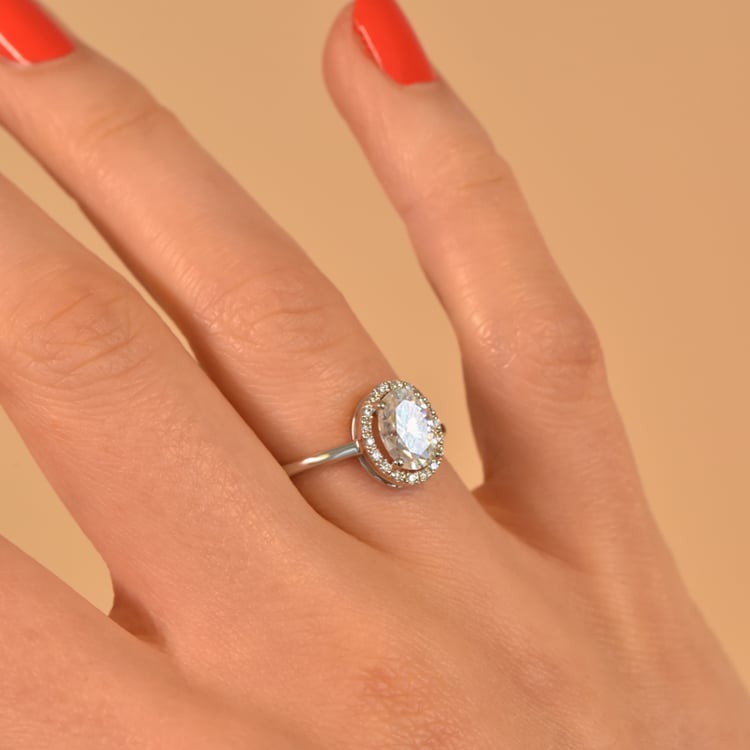 Prsteň s moissanitom a lab-grown diamantmi Pitya 105580